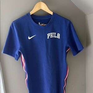 Nike Philadelphia 76ers 2019/20 City Edition Warm-Up Shirt